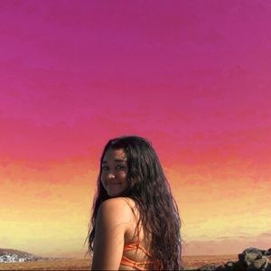 Meet your Posher, Isabela